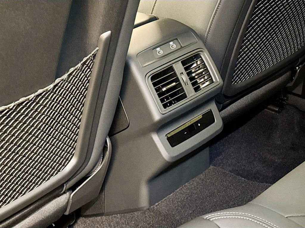 New 2025 Audi Q5 Premium Plus image 17