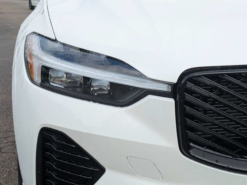 New 2026 Volvo XC60 B5 Core AWD/4WD image 10