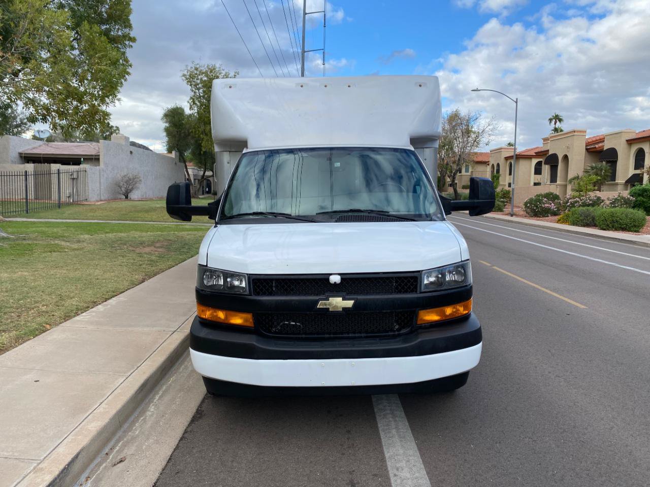 Used 2022 Chevrolet Express 3500 w/ Power Convenience Package RWD image 5
