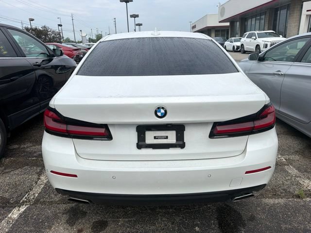 Used 2021 BMW 530i xDrive w/ Premium Package AWD/4WD image 3