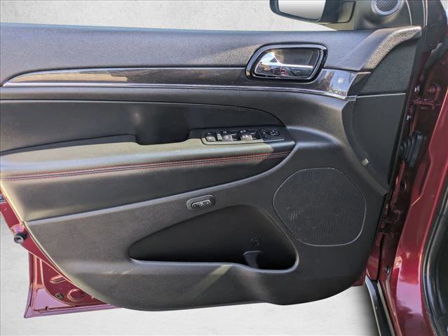 Used 2019 Jeep Grand Cherokee Trailhawk AWD/4WD image 11