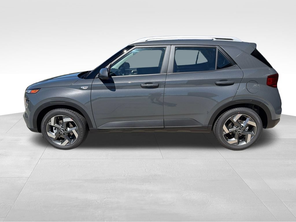 New 2026 Hyundai Venue SEL FWD image 2