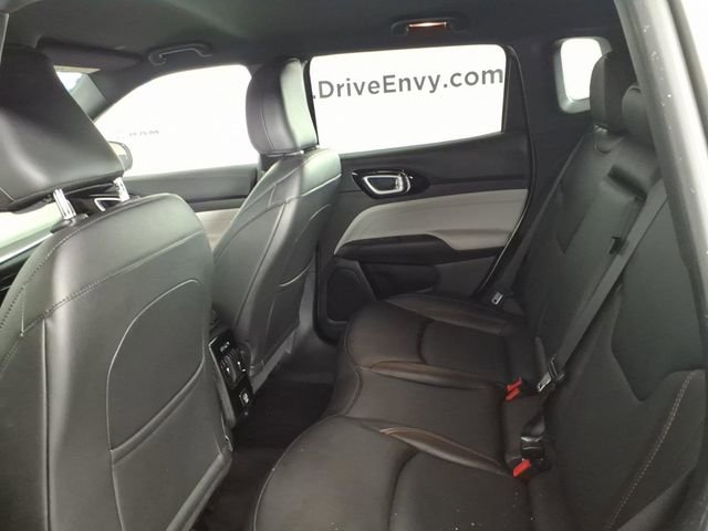 Used 2023 Jeep Compass Limited image 9