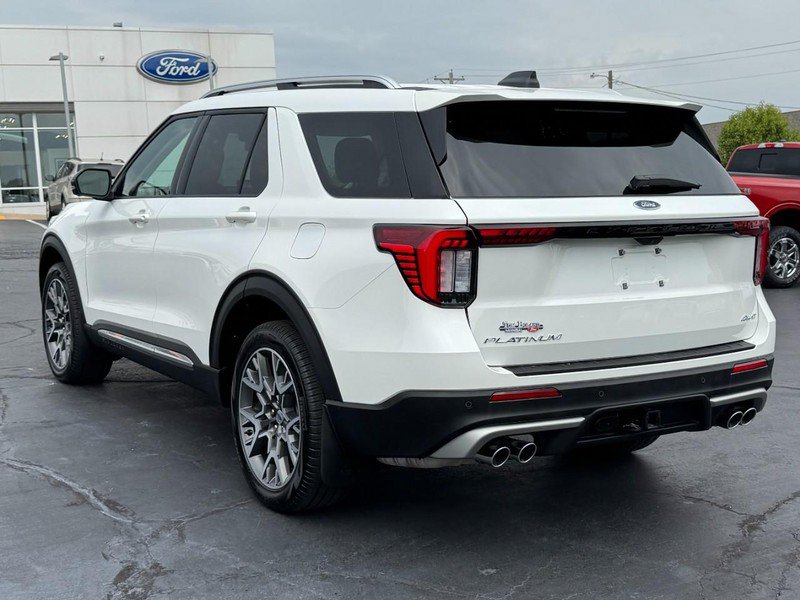 Used 2025 Ford Explorer Platinum w/ Ultimate Package AWD/4WD image 6