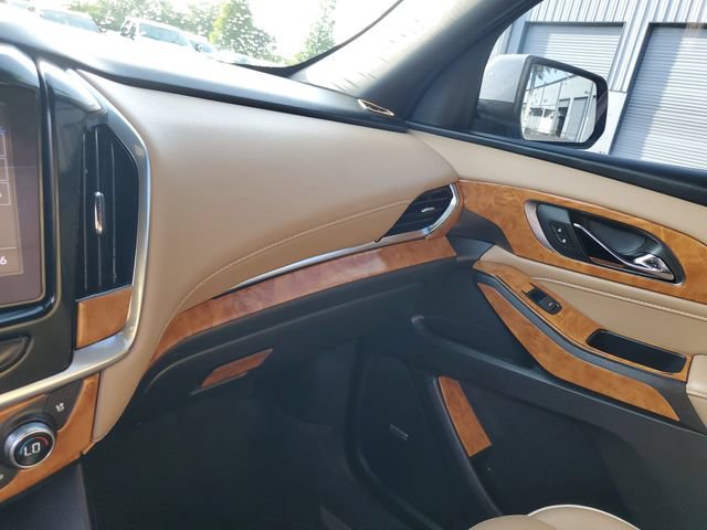 Used 2022 Chevrolet Traverse Premier FWD image 25