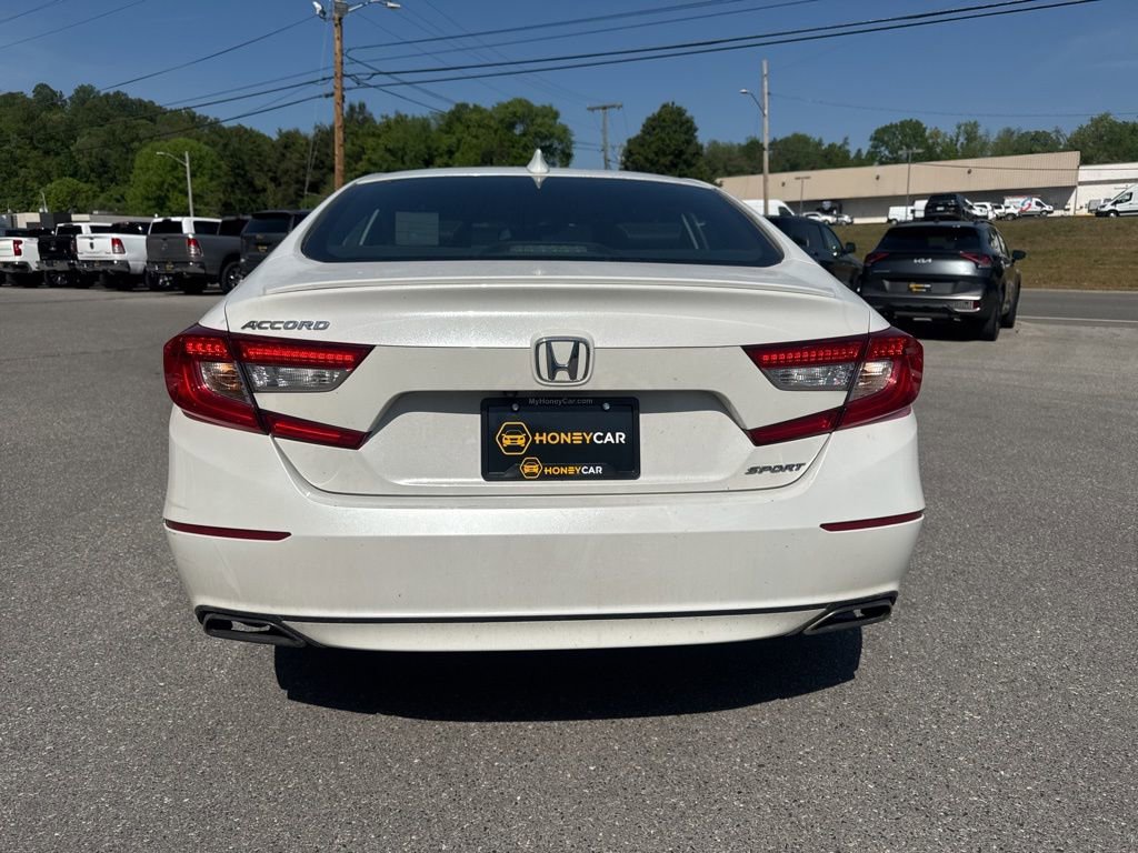 Used 2018 Honda Accord Sport image 5