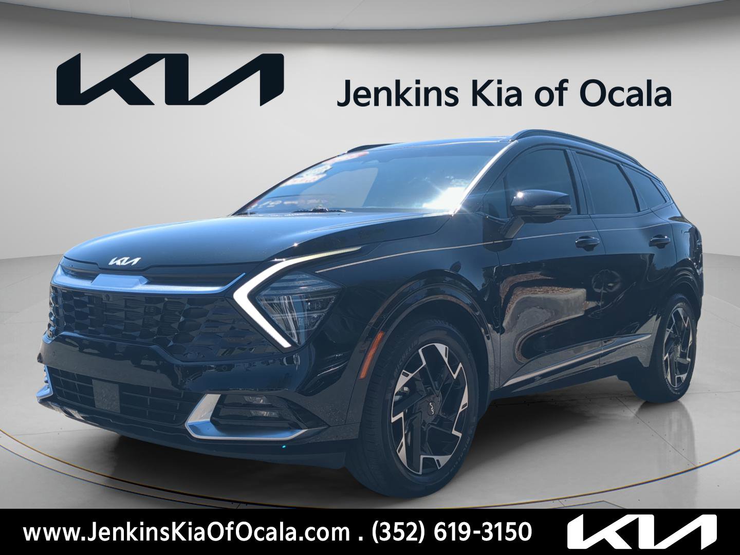 Certified 2025 Kia Sportage SX FWD image 8