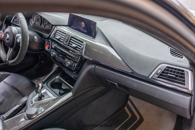Used 2018 BMW M3 RWD image 28