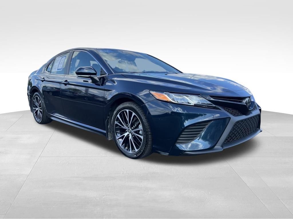 Used 2020 Toyota Camry SE