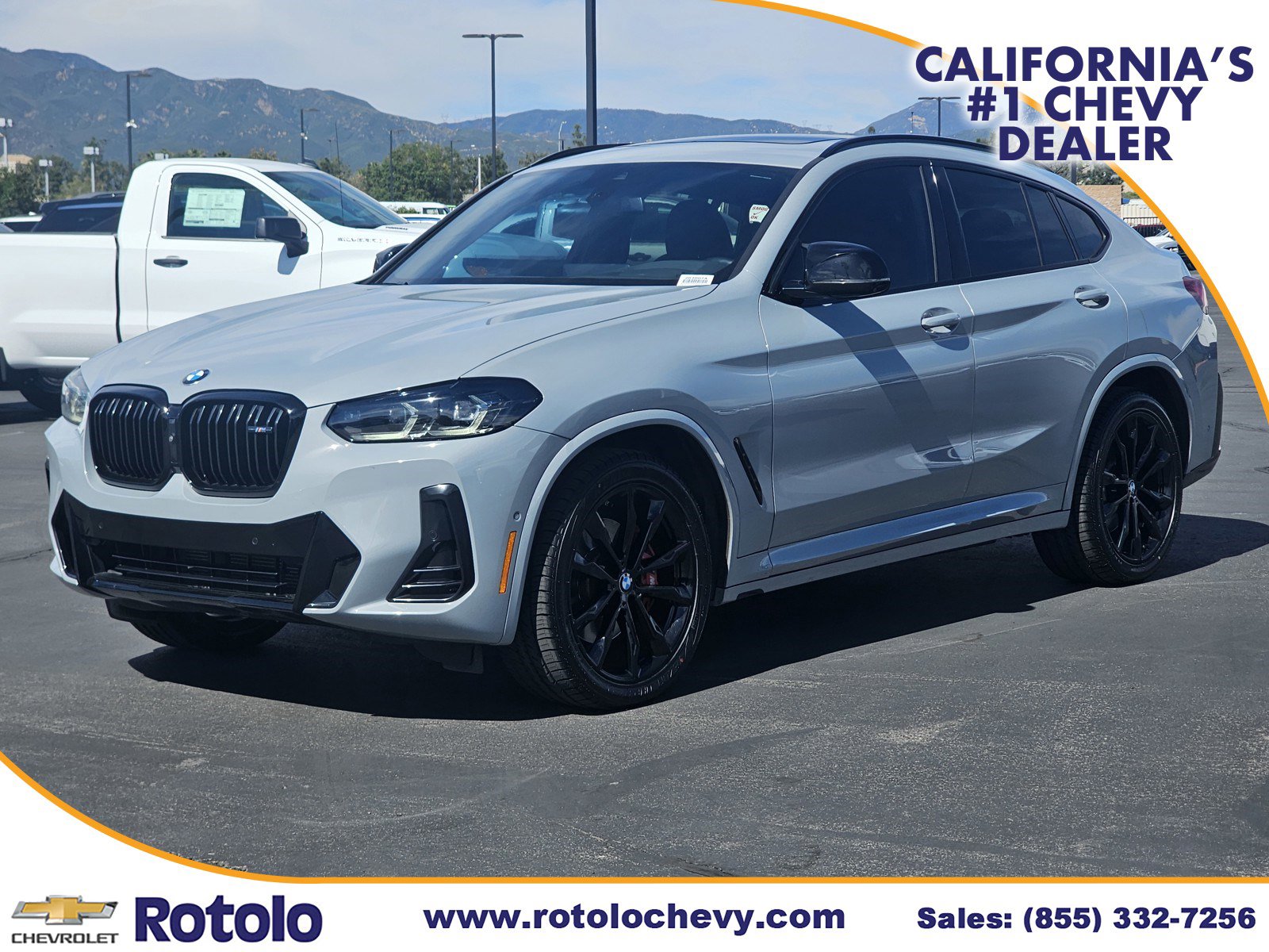 Used 2023 BMW X4 M40i w/ Premium Package image 2