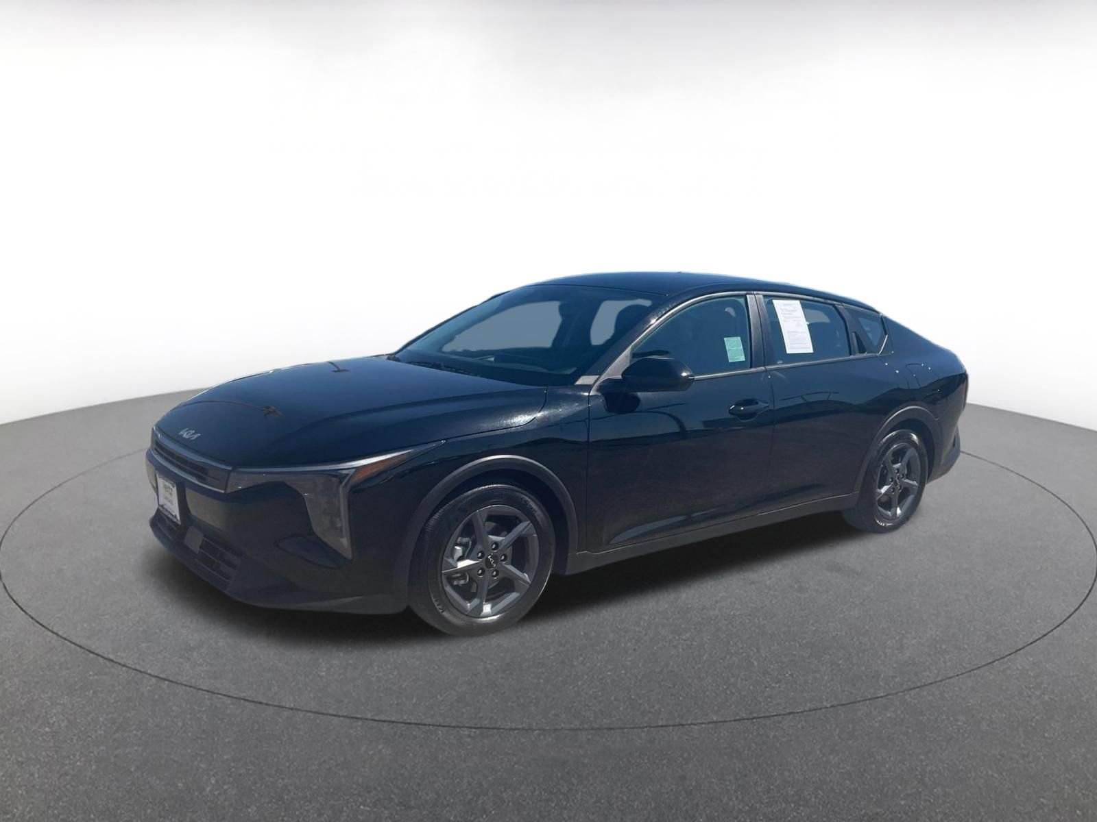 Used 2025 Kia K4 LXS image 4