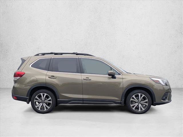 Used 2022 Subaru Forester Limited w/ Popular Package #3 AWD/4WD image 4