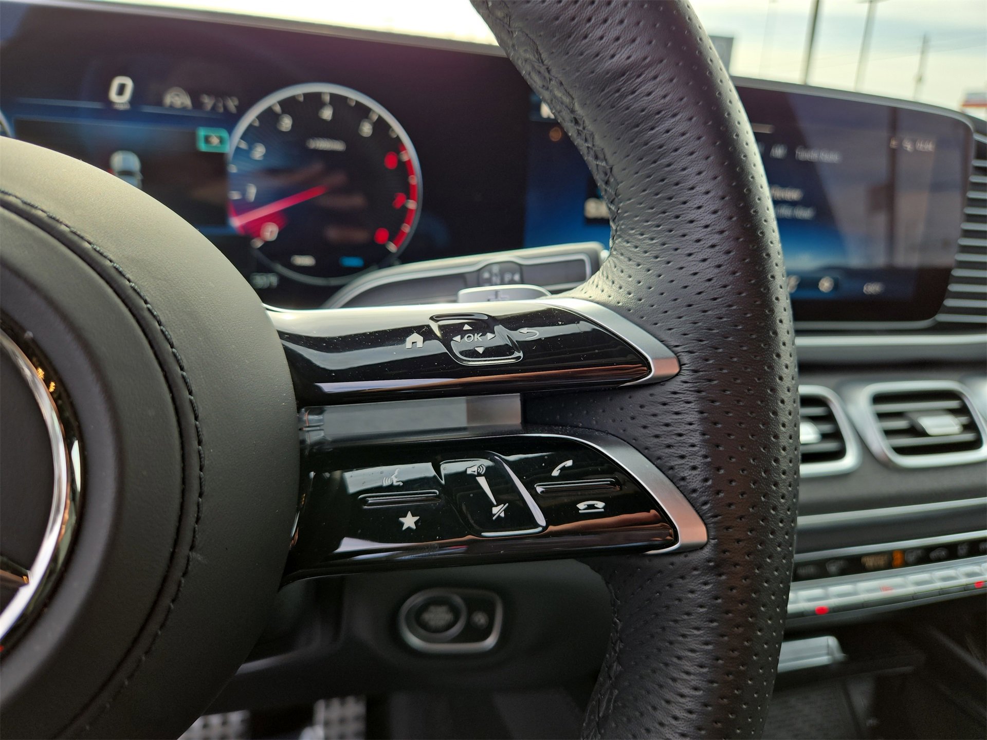 Certified 2025 Mercedes-Benz GLS 450 GLS 450 image 20