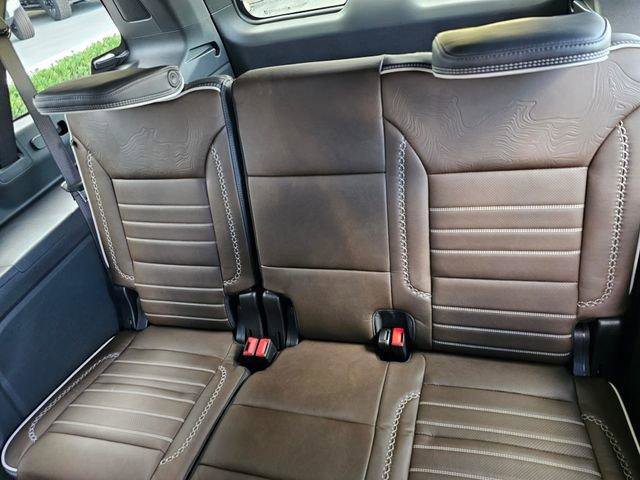 New 2026 GMC Yukon XL Denali Ultimate AWD/4WD image 24