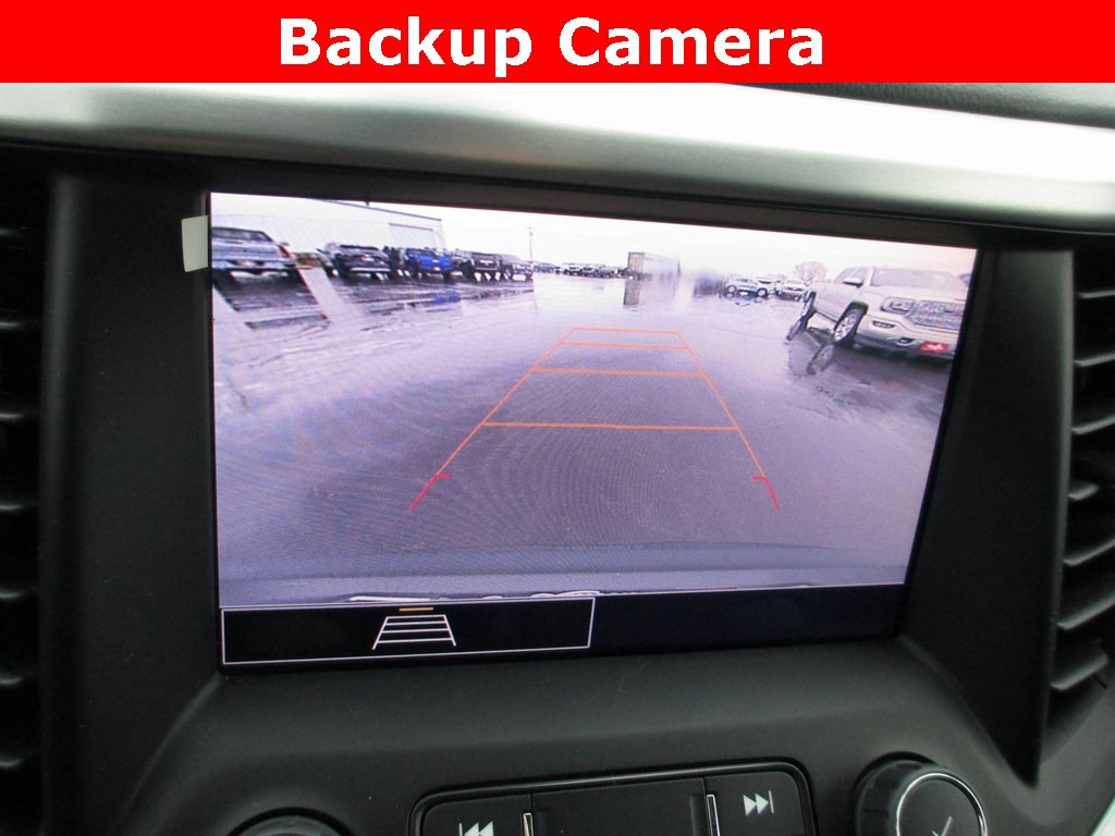 Used 2023 GMC Acadia SLE w/ Driver Convenience Package image 15