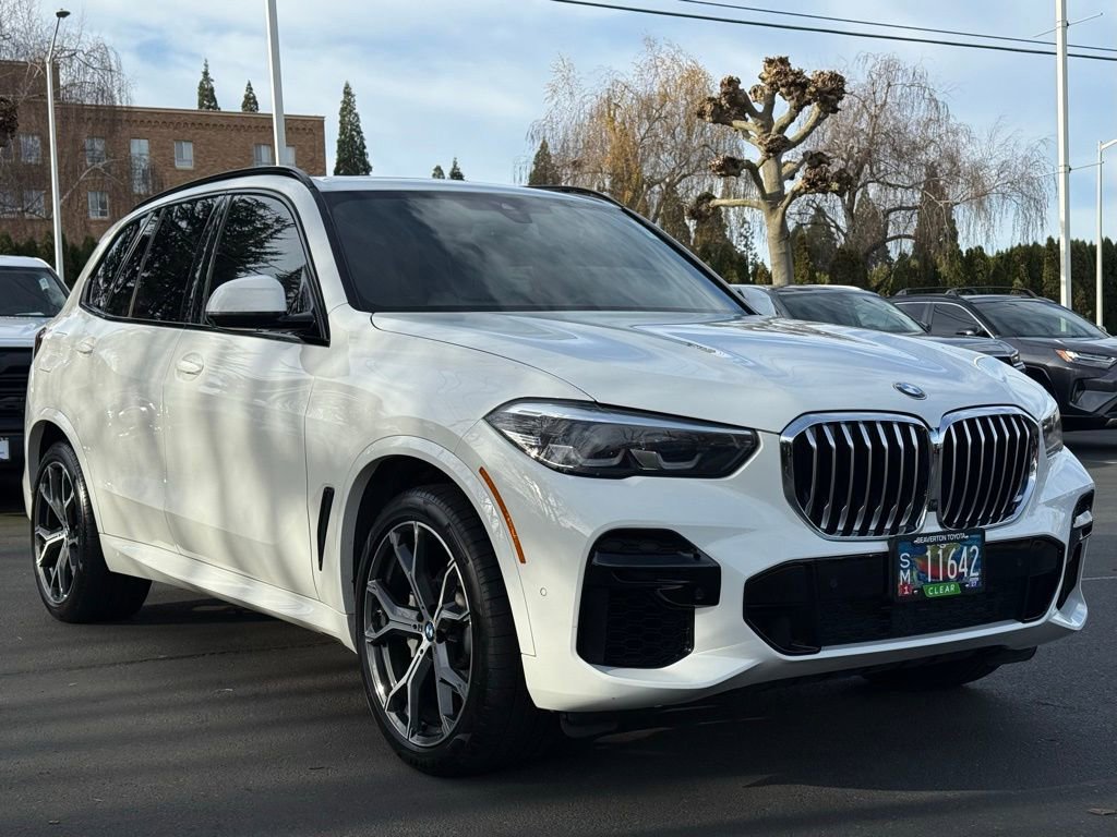 Used 2023 BMW X5 xDrive40i w/ M Sport Package image 13