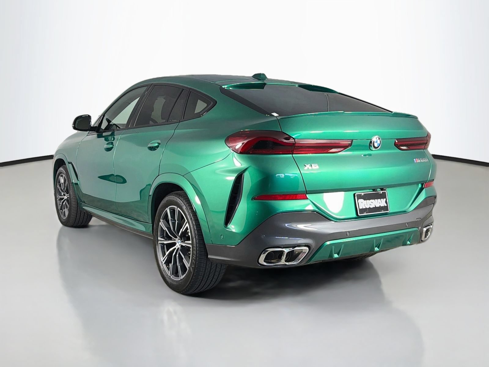 Used 2027 BMW X6 M60i AWD/4WD image 5