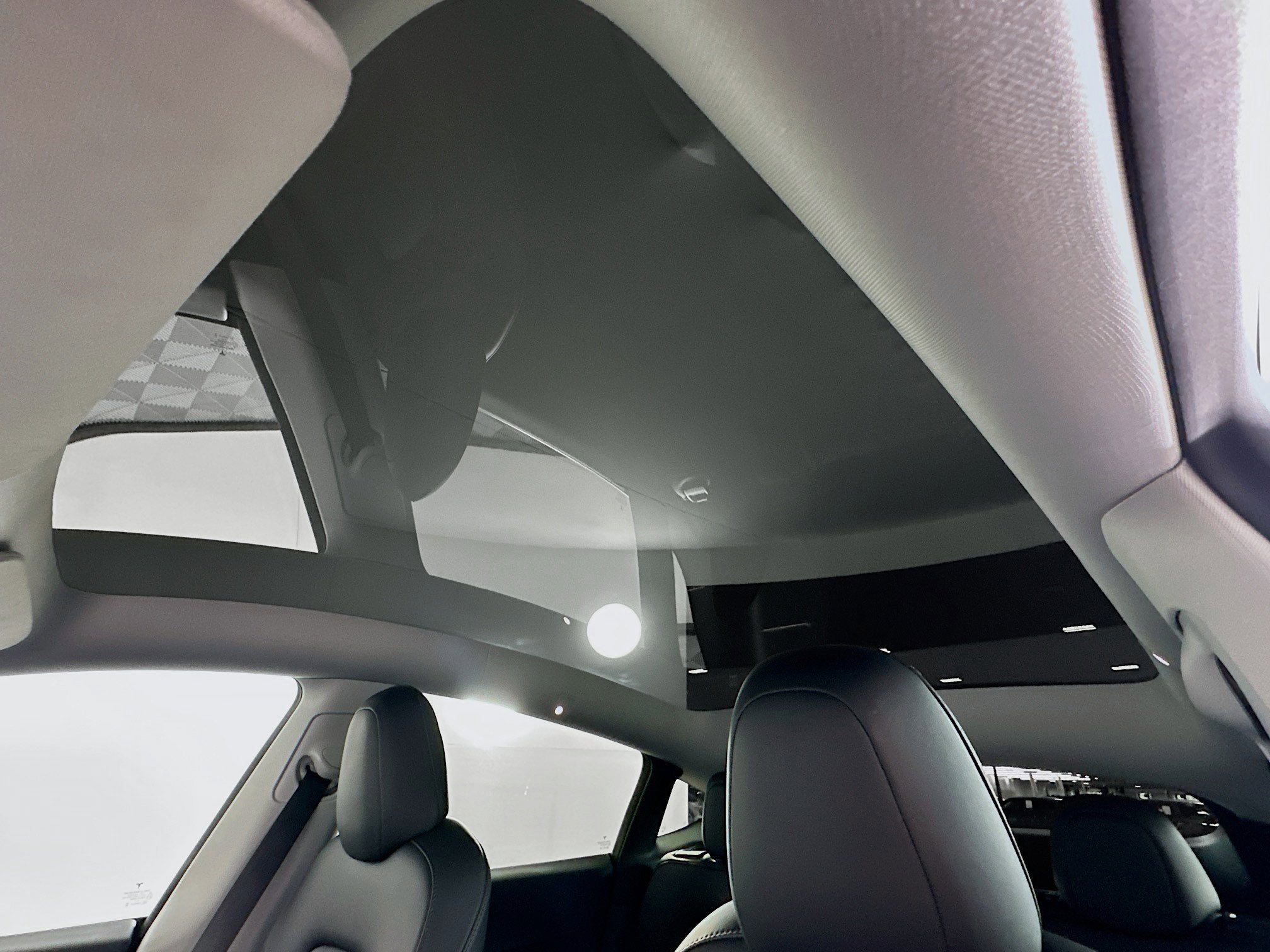 Used 2021 Tesla Model Y Long Range image 25