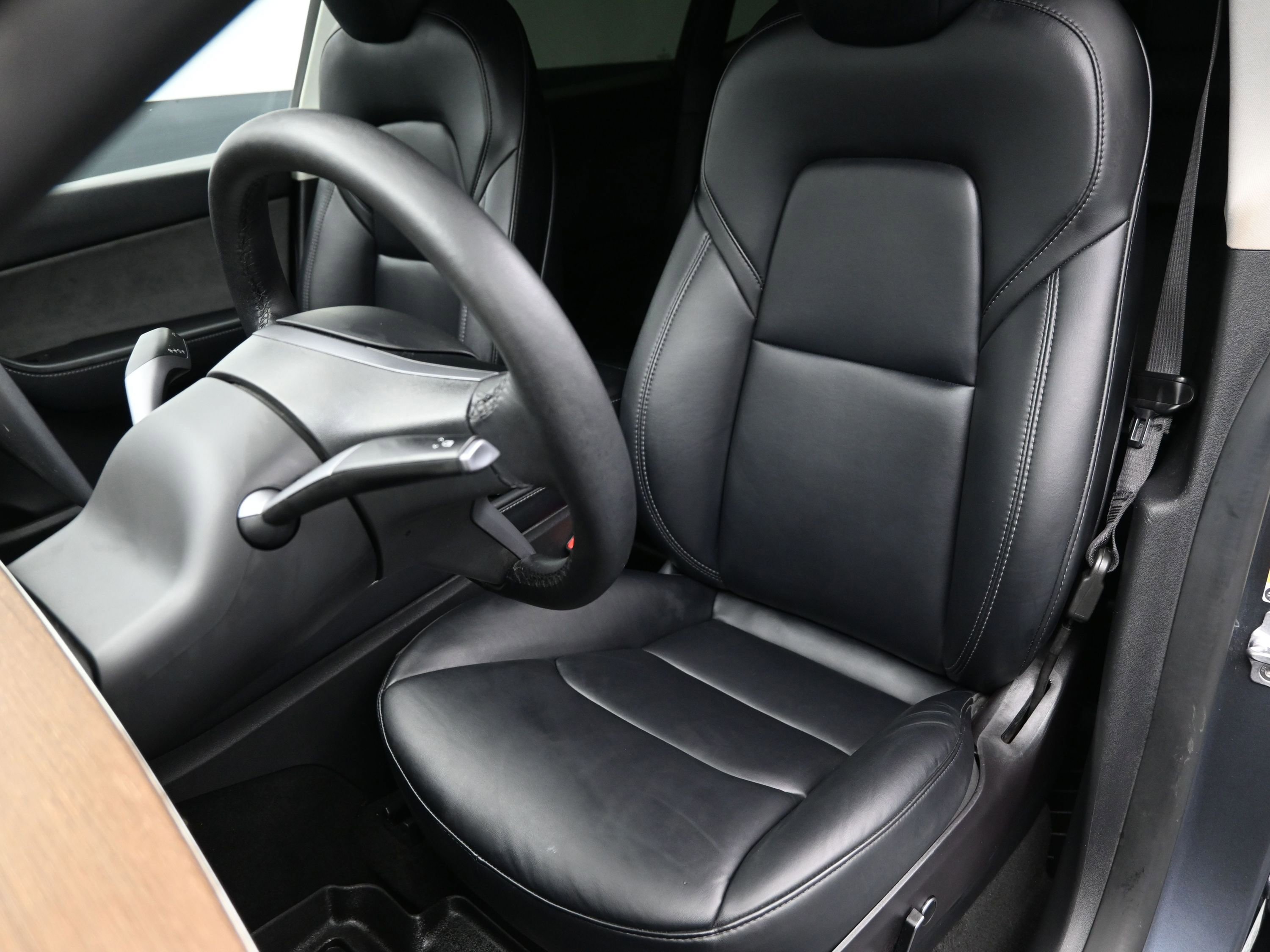 Used 2022 Tesla Model Y Performance image 19