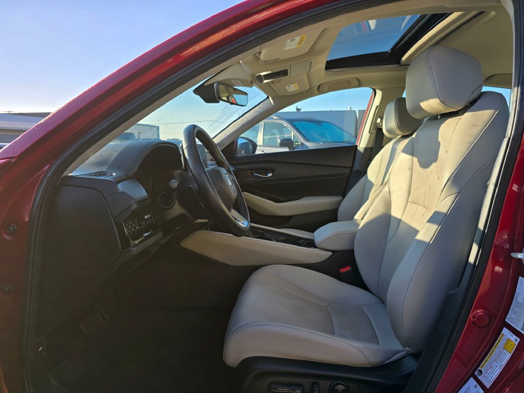 Used 2023 Honda Accord Touring image 18