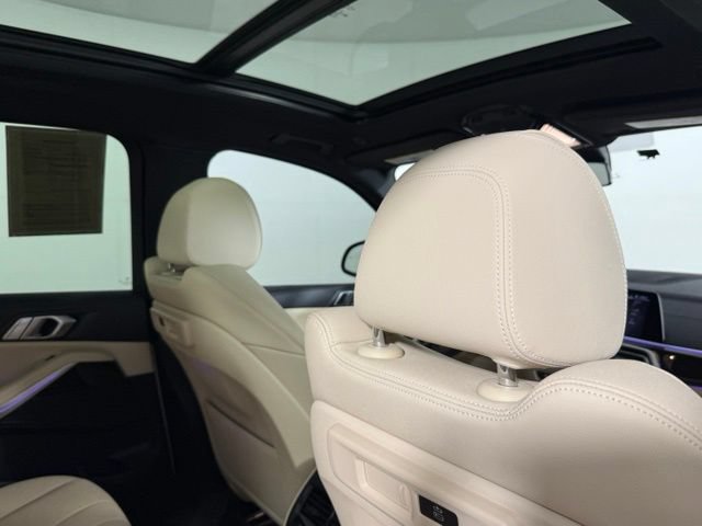Used 2019 BMW X5 xDrive40i AWD/4WD image 34