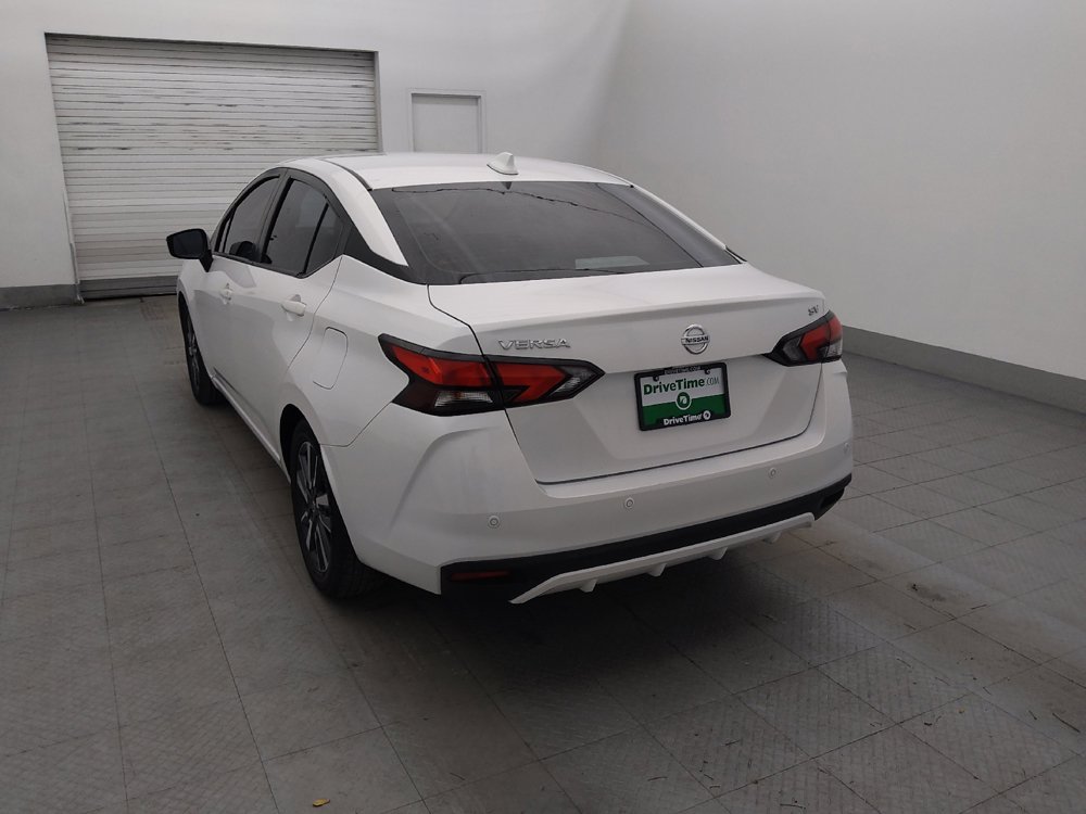 Used 2021 Nissan Versa SV FWD image 5