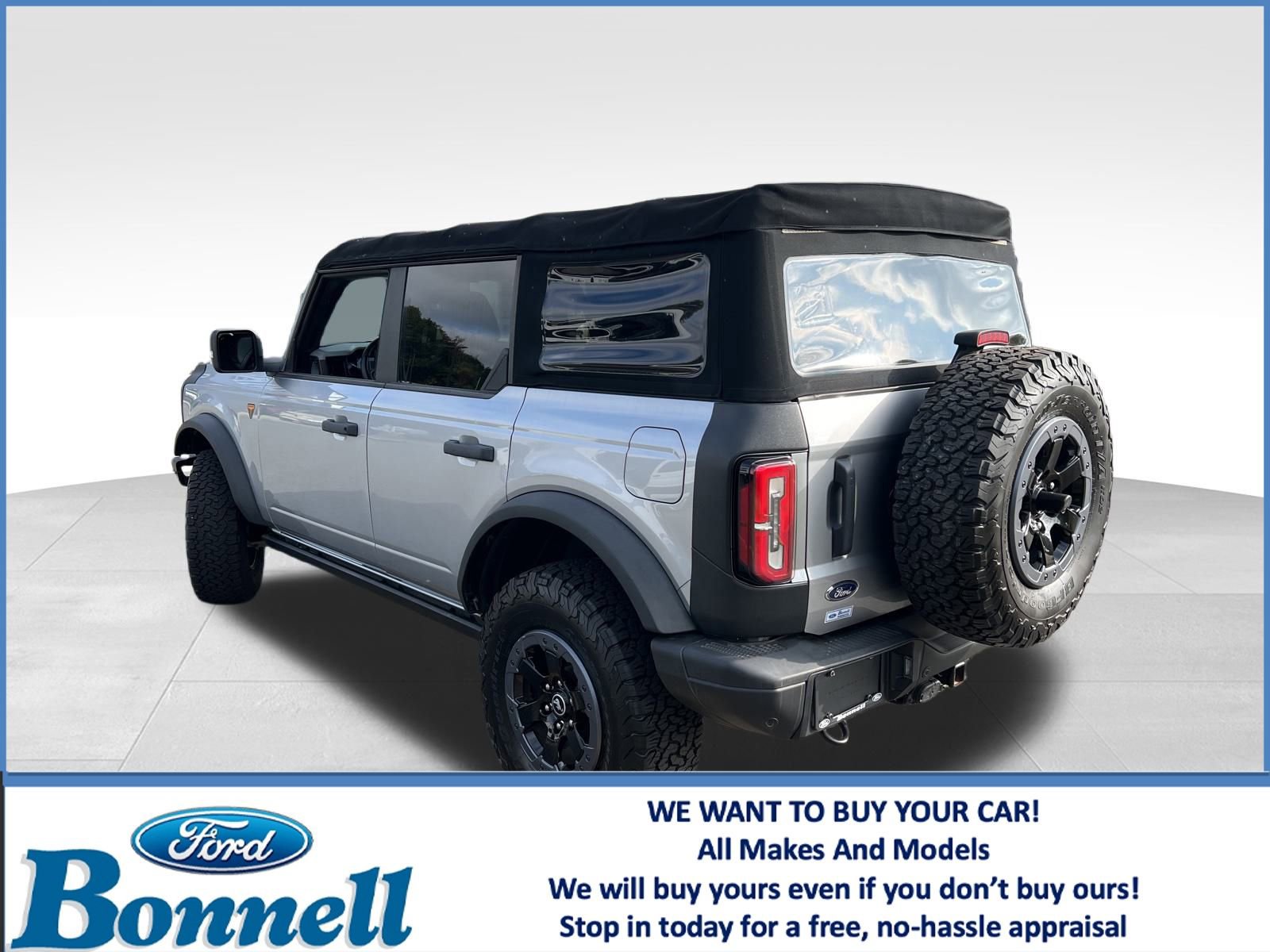 Used 2021 Ford Bronco Badlands image 3