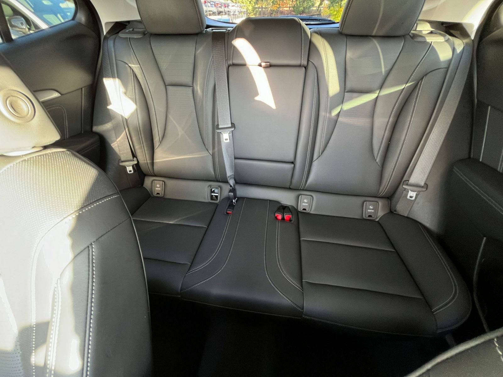 Used 2024 Buick Envision Preferred image 38