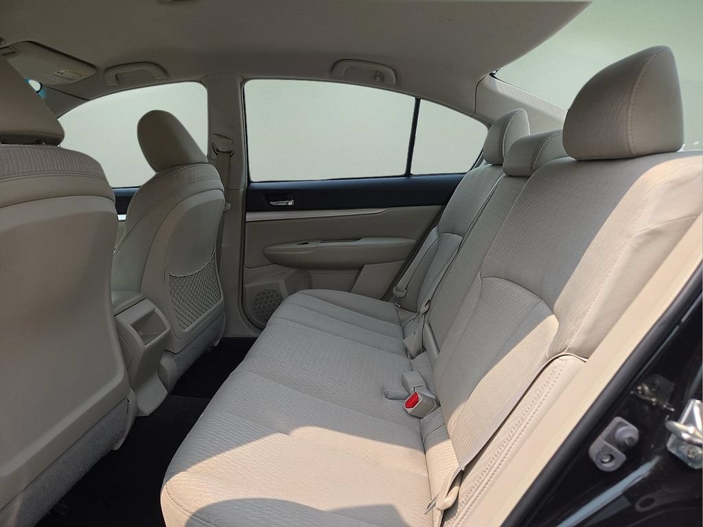 Used 2011 Subaru Legacy 2.5i Premium AWD/4WD image 8