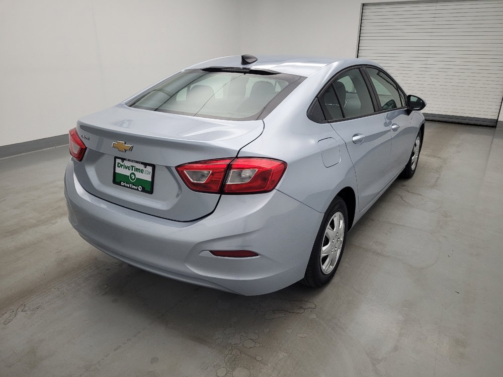 Used 2018 Chevrolet Cruze LS FWD image 9