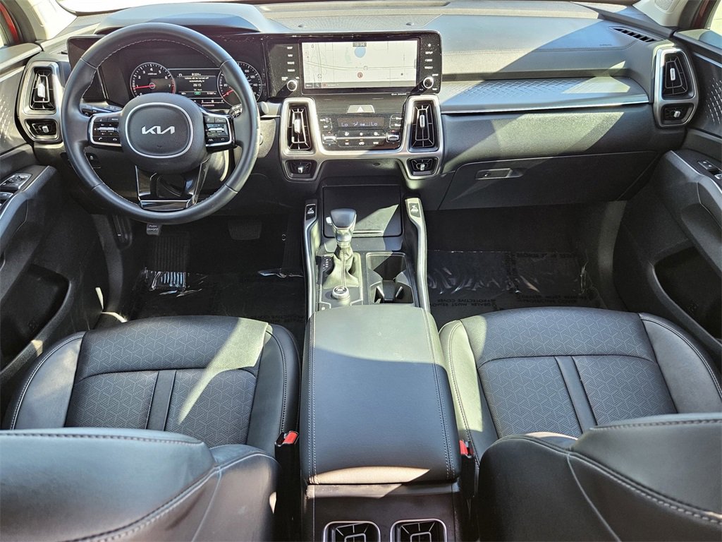 Used 2022 Kia Sorento S image 37