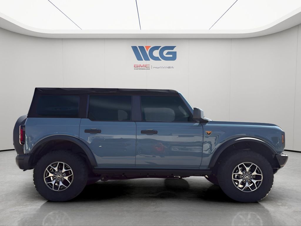 Used 2022 Ford Bronco Badlands AWD/4WD image 4
