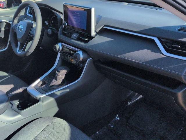 New 2025 Toyota RAV4 XLE image 28
