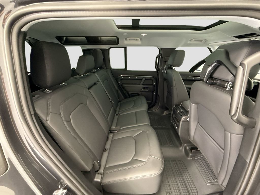 Certified 2025 Land Rover Defender 110 S image 21