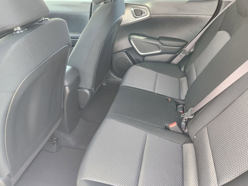 Certified 2025 Kia Soul LX image 29