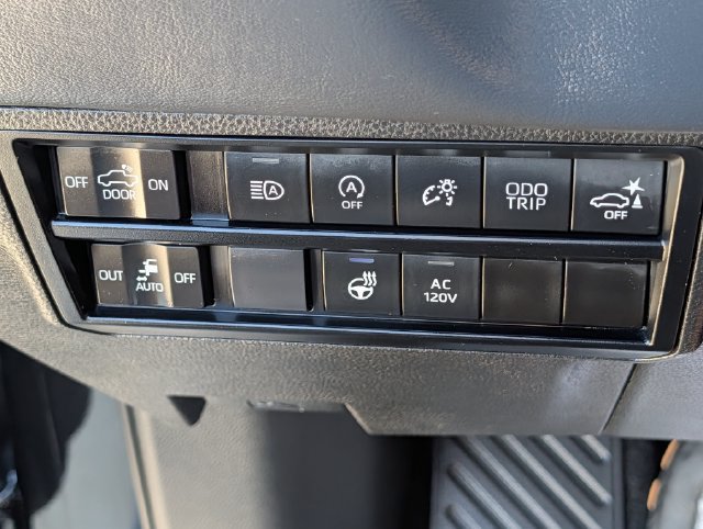 Used 2024 Toyota Tundra Platinum AWD/4WD image 23