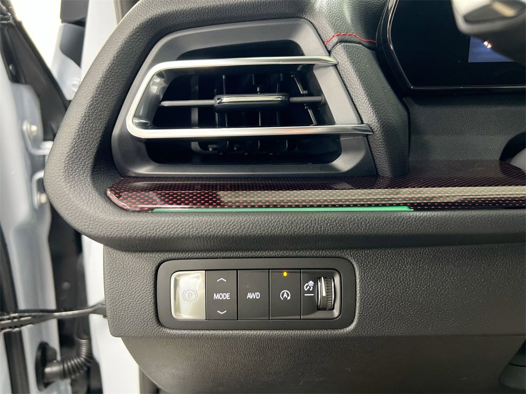 New 2026 Chevrolet Traverse RS w/ LPO, Floor Liner Package image 18