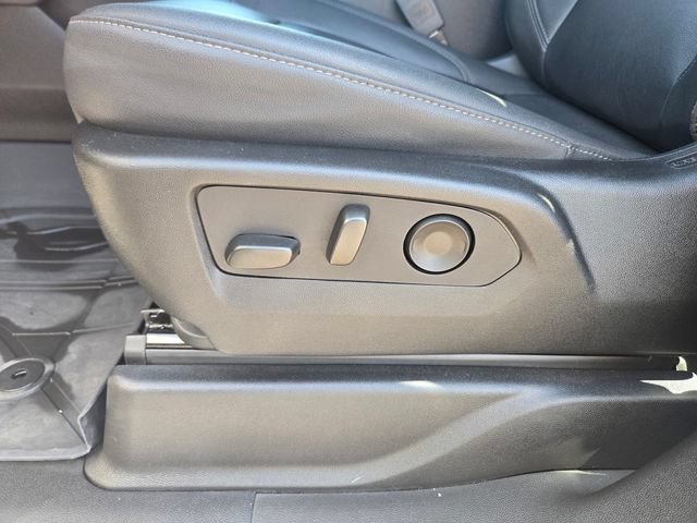 Used 2023 Chevrolet Tahoe Z71 w/ Off-Road Capability Package AWD/4WD image 12