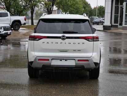 Used 2023 Nissan Pathfinder SL image 35