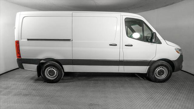 Used 2022 Mercedes-Benz Sprinter 1500 image 7