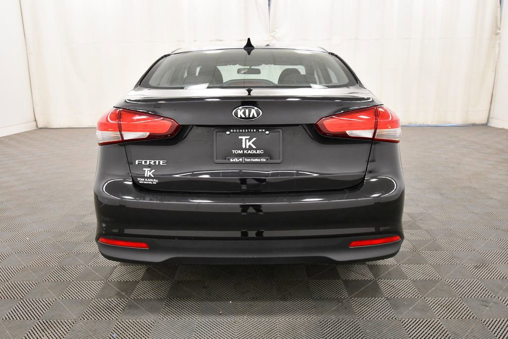 Certified 2017 Kia Forte LX FWD image 6