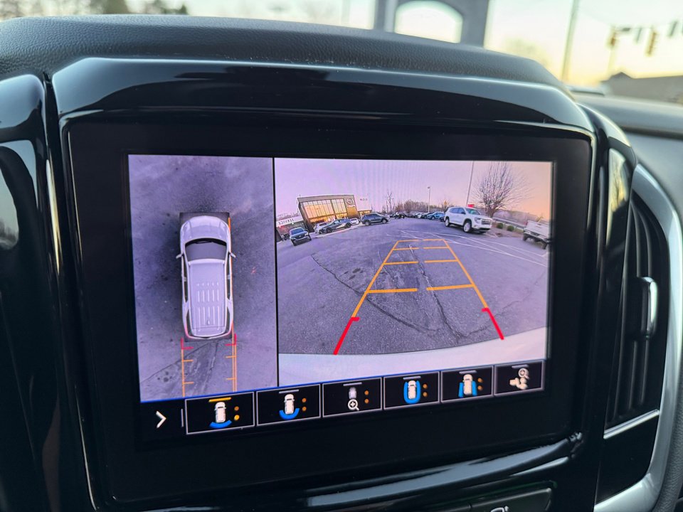 Used 2020 Chevrolet Traverse Premier w/ LPO, Floor Liner Package image 23