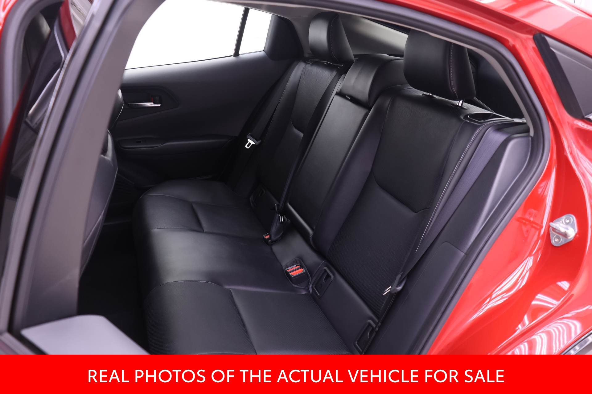 Certified 2024 Toyota Prius XLE AWD/4WD image 10