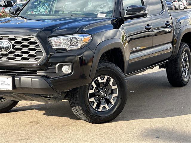 Certified 2023 Toyota Tacoma TRD Off-Road image 3
