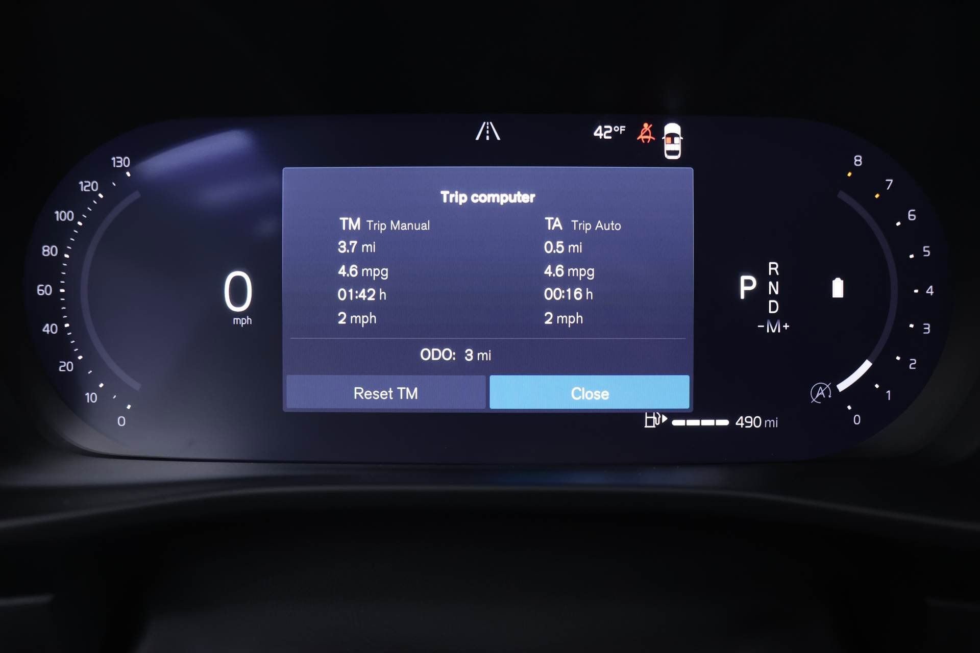 New 2026 Volvo XC40 B5 Plus w/ Protection Package Premier AWD/4WD image 9