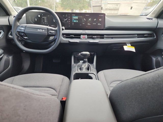 New 2025 Kia K4 EX FWD image 11