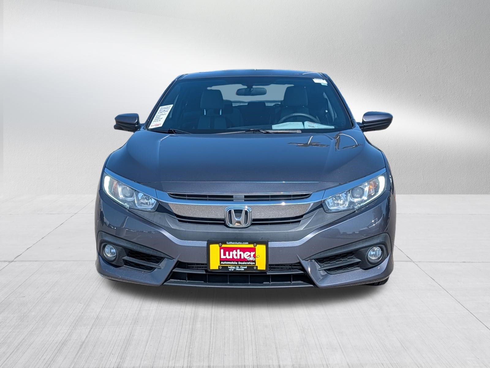 Used 2018 Honda Civic EX-T image 2
