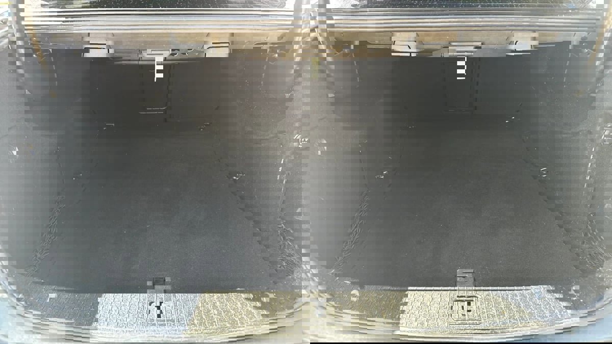 Used 2012 Mercedes-Benz E 350 Sport image 13