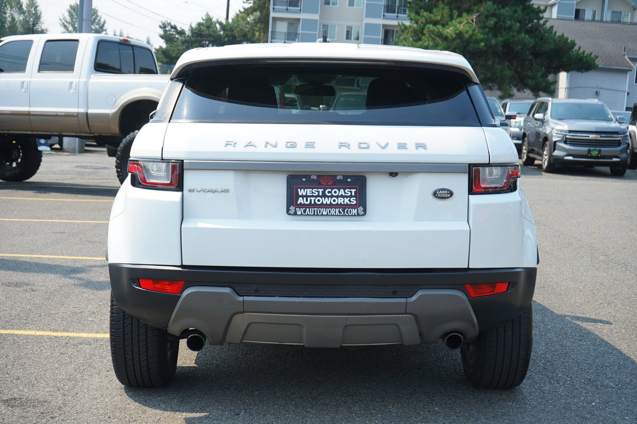 Used 2016 Land Rover Range Rover Evoque SE AWD/4WD image 4