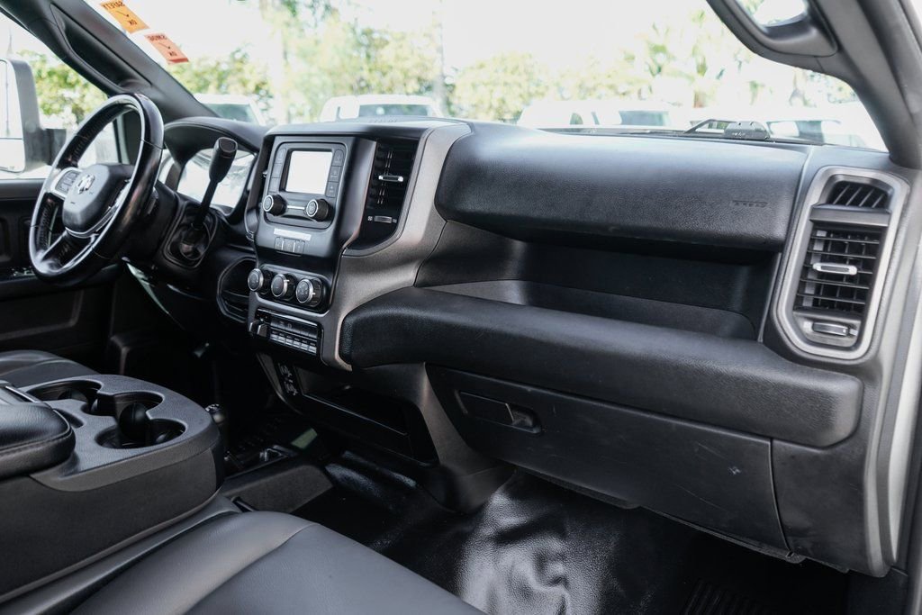 Used 2022 RAM 3500 Tradesman w/ Safety Group AWD/4WD image 40